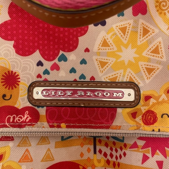 Backpack - Picture 9 of 11